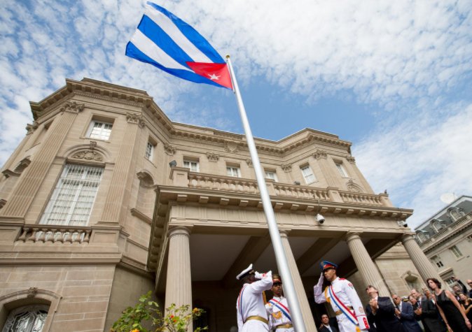 从法律的角度来说驻外大使馆的领土主权究竟归谁?