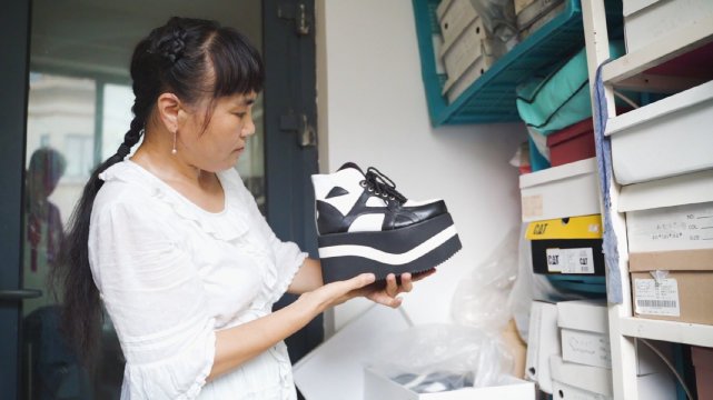 55岁lo娘玩Soul，你觉得这位阿姨穿Lolita合适吗？