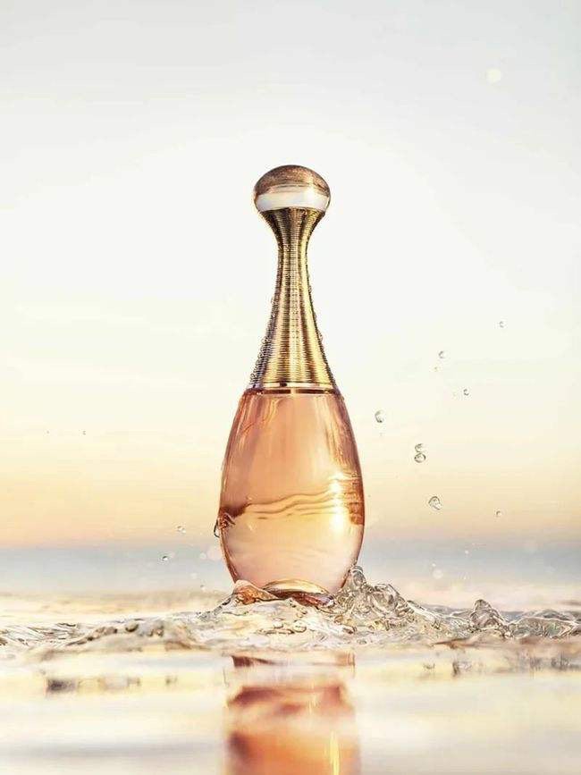 你好,老婆生日送什么礼物合适