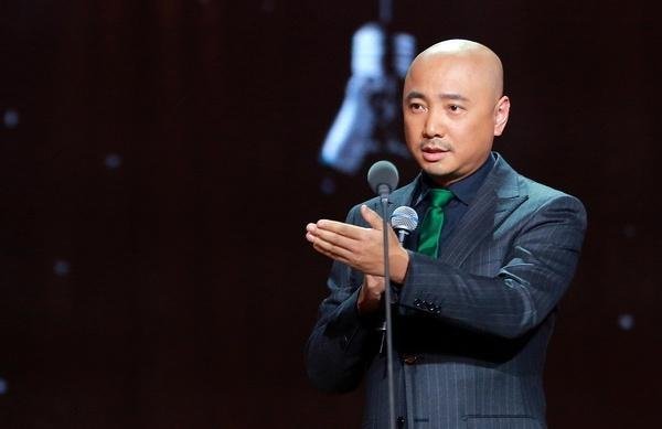 徐峥给于和伟送礼物余额不足，中年大叔之间的友谊这样不堪一击吗？