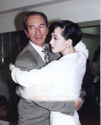 赌王神秘儿子何猷邦到底怎么了?