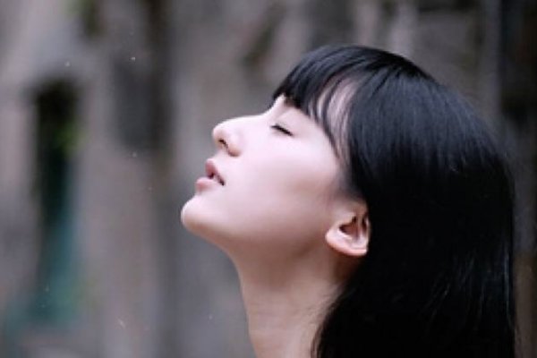 放不下一个人怎么办