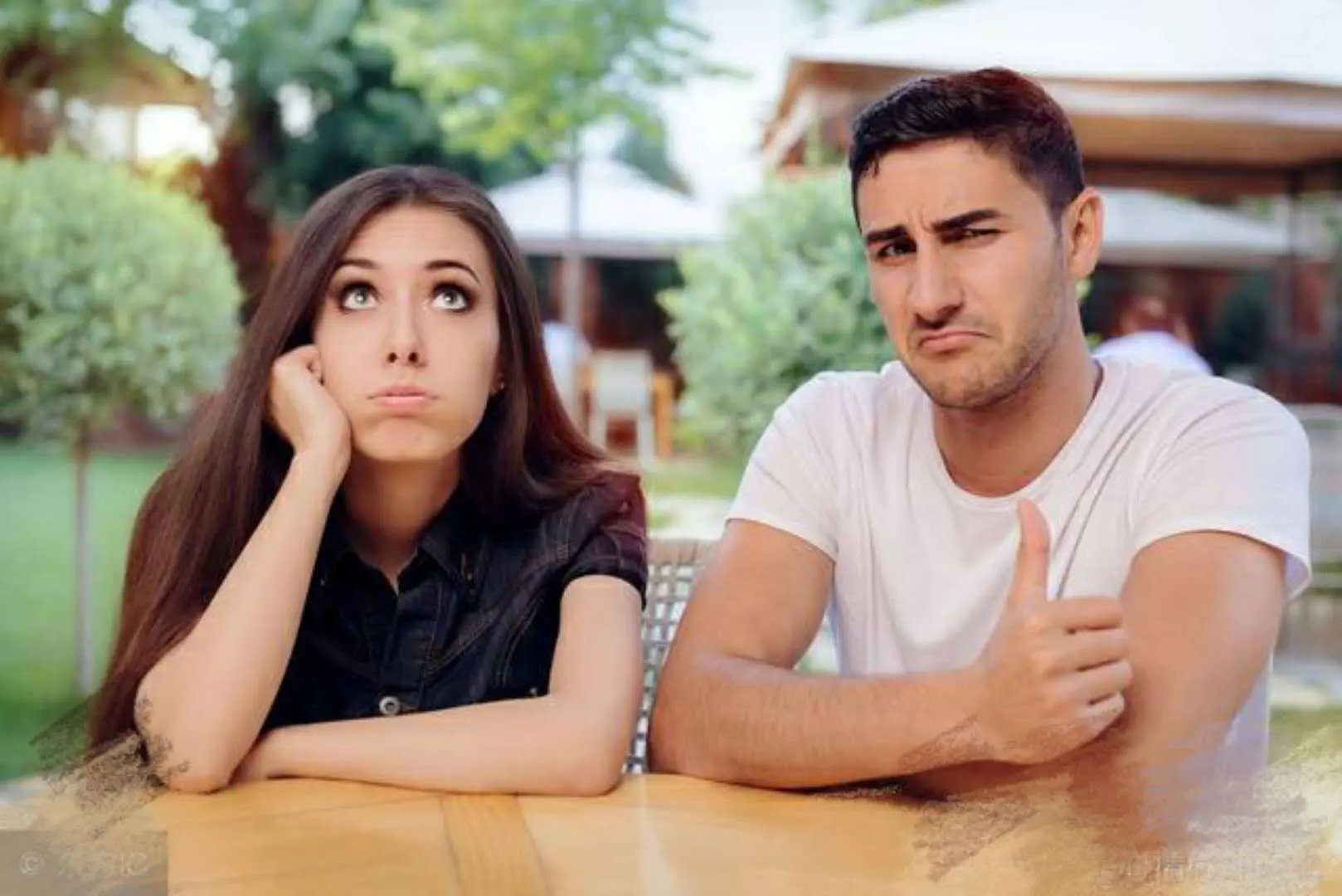 前男友和他的前女友复合了，我该怎么办？