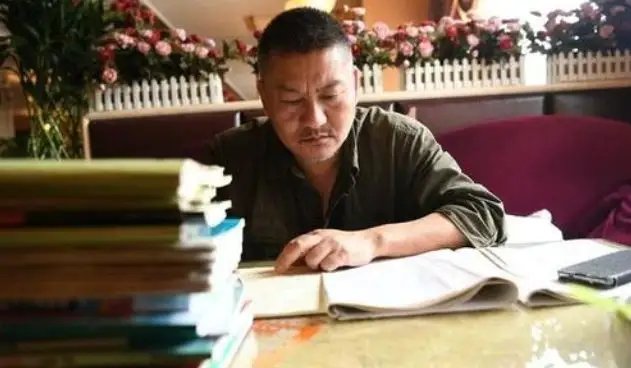 梁实称数学考得不理想，至今为止，他参加多少次高考了？