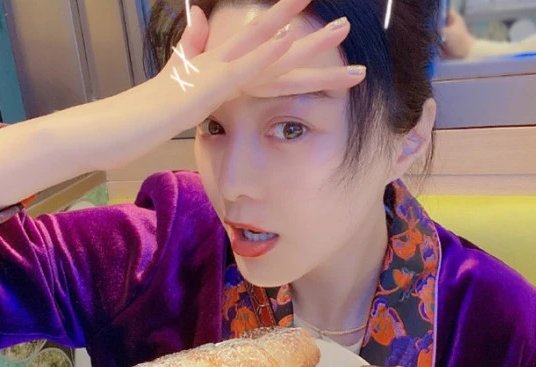 近日网曝范冰冰疑似现身妇产医院,她这是炒作自己还是真有孩子了?