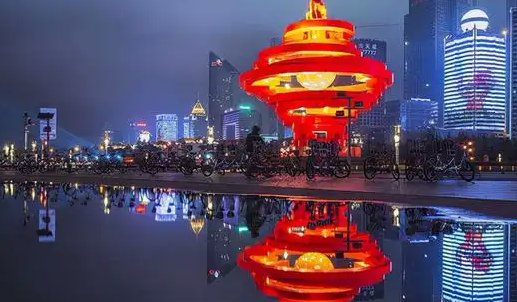 《巡回检查组》在哪个城市拍的?