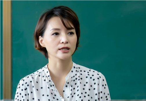 董卿年薪多少万