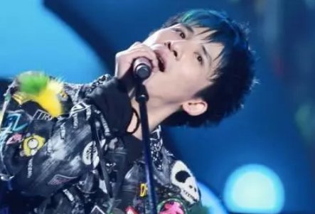 天空飘来五个字那都不是事儿下一句是什么？