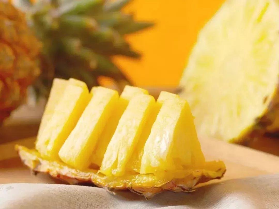 为挺台湾凤梨，男子狂吃凤梨险丧命，这是怎么一回事？