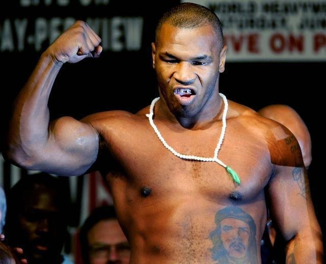 霍利菲尔德、泰森、和刘易斯的实力哪个最厉害?