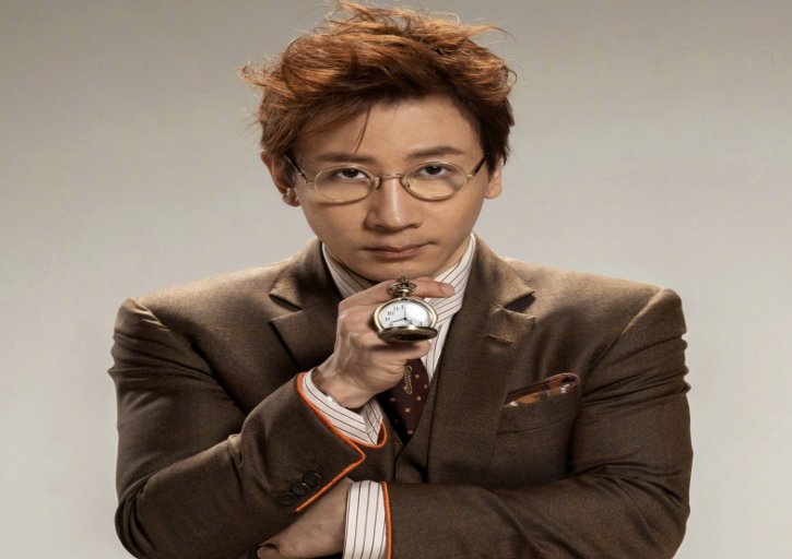 王力宏作为一个歌手,为何要在春晚后台怒扇刘谦耳光?