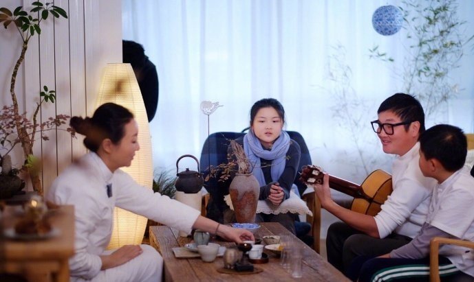 实地探访孙楠徐州新别墅，装修低调奢华，门口几个酒坛价值过万，你怎么看？