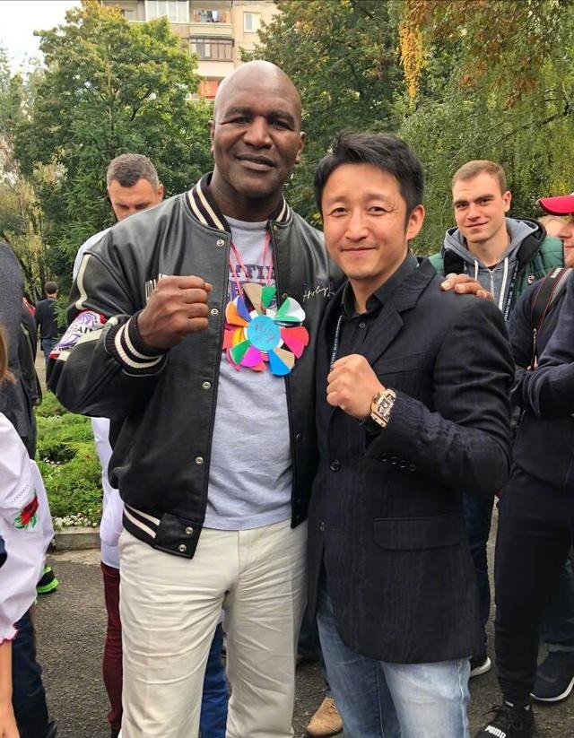 霍利菲尔德、泰森、和刘易斯的实力哪个最厉害?