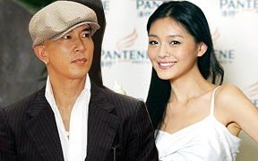 大S二婚婚纱只花一万多人民币,这婚纱像不像她的风格呢?