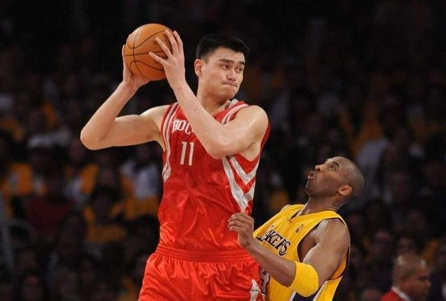 世界第一巨人是谁?