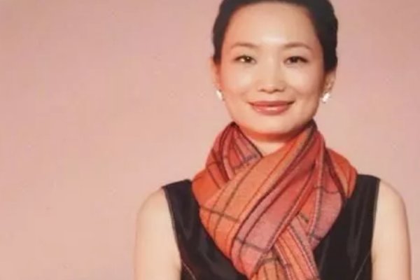 ELLE主编晓雪为何宣布离职?