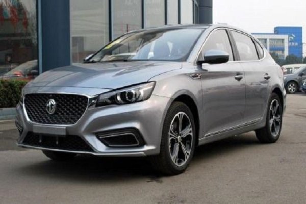 月薪多少才养得起一辆10万的车？