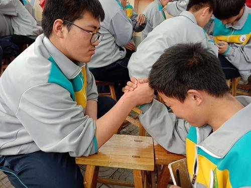 骨科医生掰手腕骨折给自己开药,哪些行为和动作容易造成骨折?