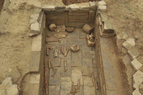 前明朝古墓被挖距今500年,墓主是何方神圣?