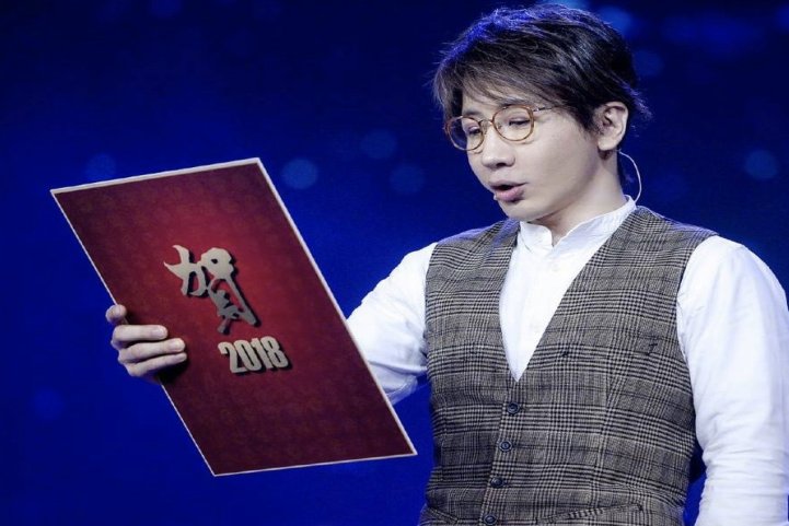 王力宏作为一个歌手,为何要在春晚后台怒扇刘谦耳光?