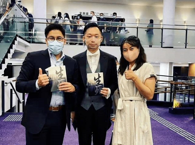 郭晶晶穿汉服出席活动,此举有何含义?