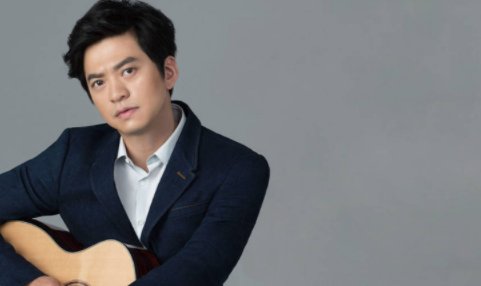 李健把清华校训唱成歌,这首歌听起来怎么样?