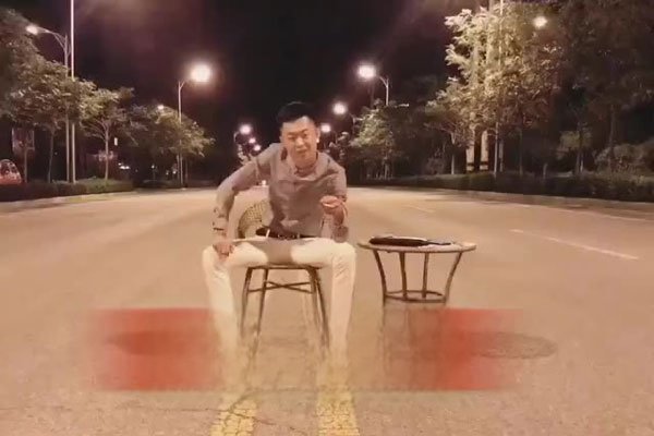 巴扎黑个人资料 缺心眼公开说自己的黑料