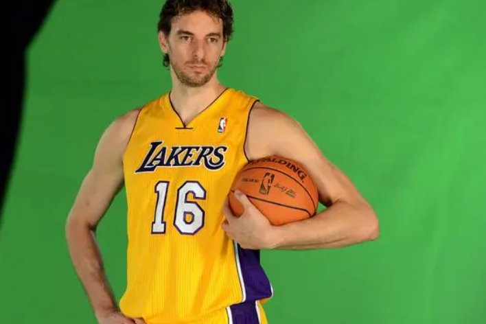 保罗加索尔年薪