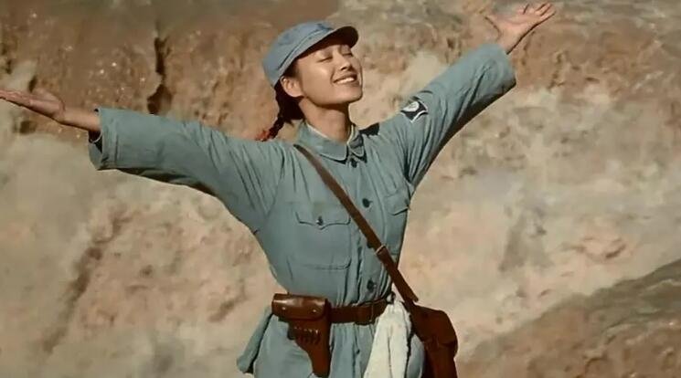 冯小宁导演的战争三部曲