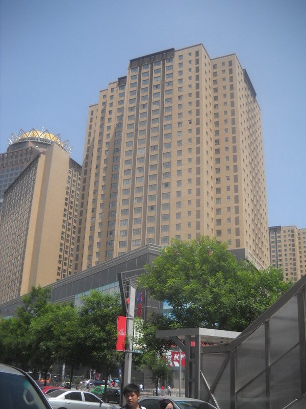 海亮广场的介绍