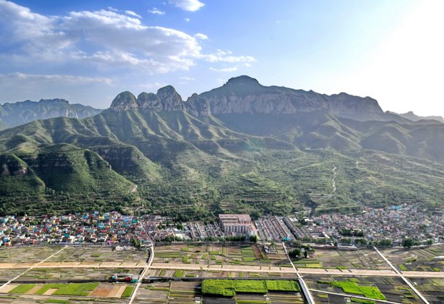 华信学院2023提档线是多少