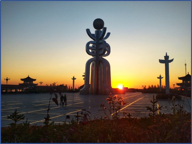 我国哪座城市被称为华夏东极