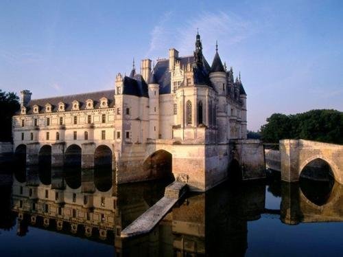 法国部署十万军警，法国近年发生了哪些恐袭案件？