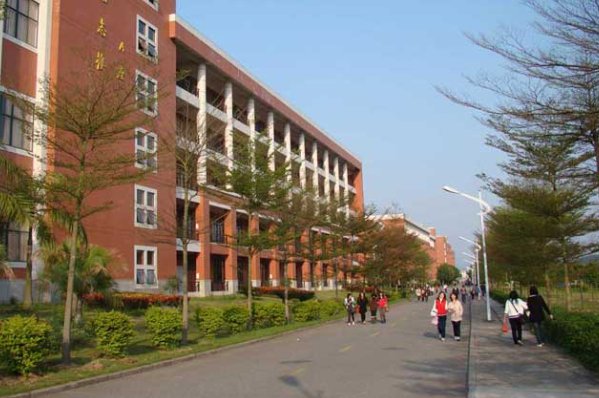 广州哪个汽修学校最好排名