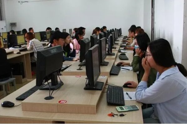 技师证报考需要的条件