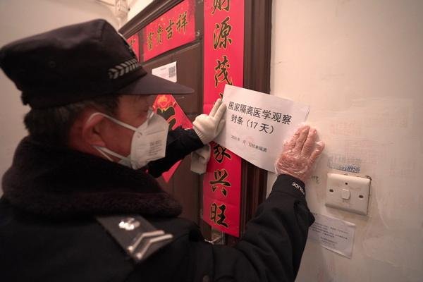 河北迁安市“硬隔离”引热议，如何看待当地的这一做法？