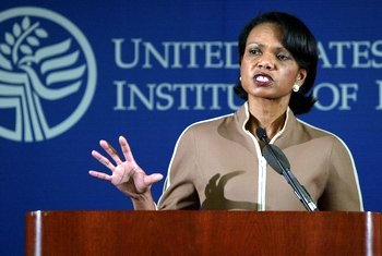 美国的现总统助理赖斯和小布什时的国务卿赖斯是不是同一人?