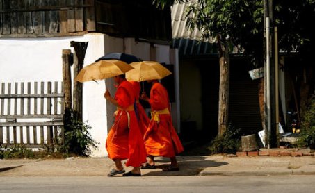 和尚打伞歇后语下一句是什么？