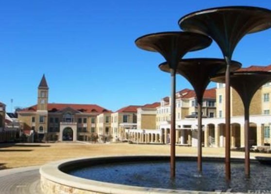 潘岩的南方联大是哪个大学?