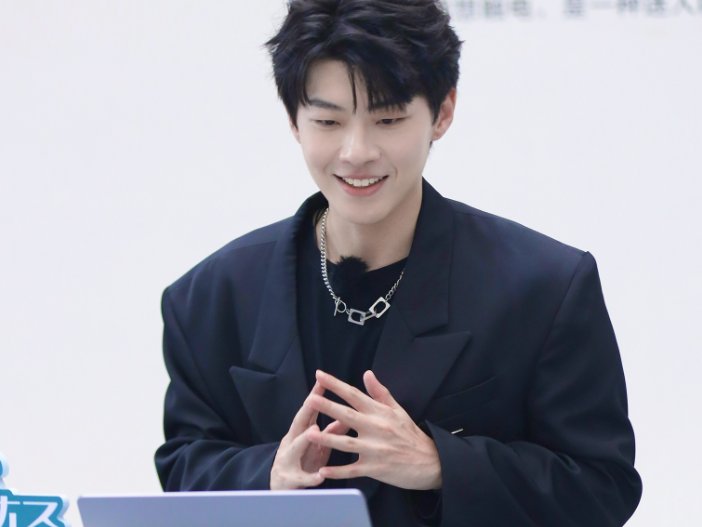 腾光正个人资料