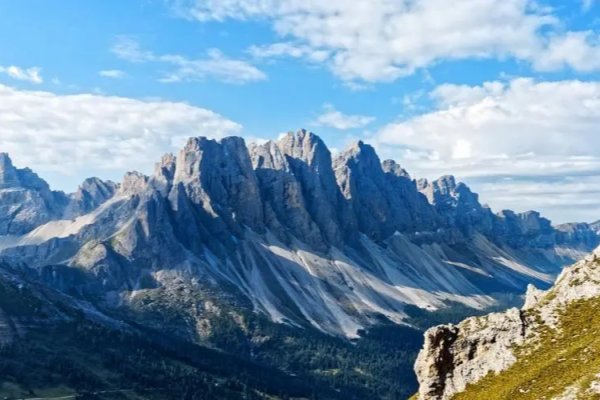 班主任的两座山峰作文，怎样写好作文？