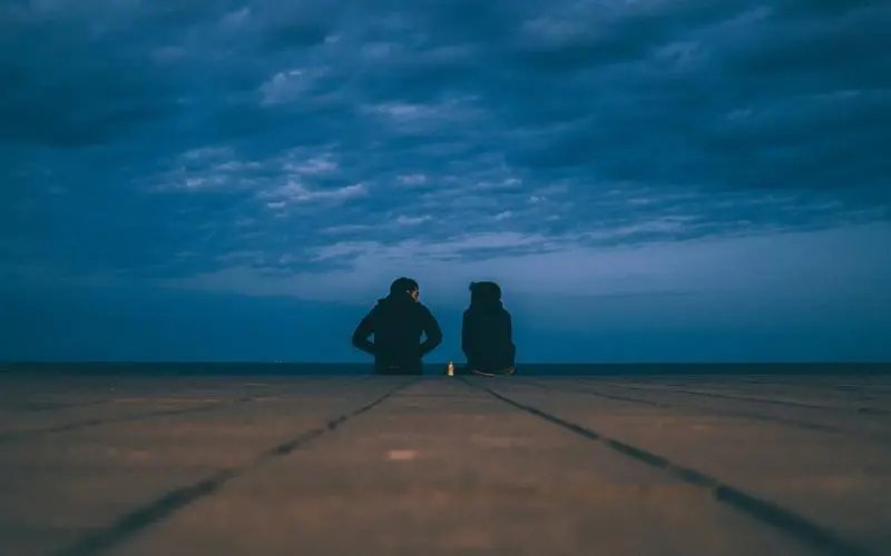 男朋友坚决婚后与他父母一起住，但我不喜欢，该怎么办？