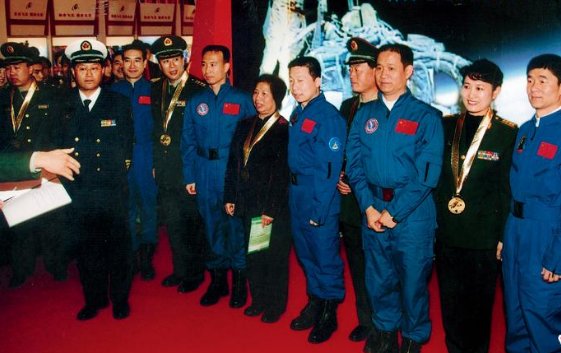 中国历届的载人航天员都有谁?