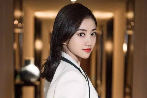 景甜参加《极限挑战》，女神丝毫没有偶像包袱，你是怎样被她圈粉的？