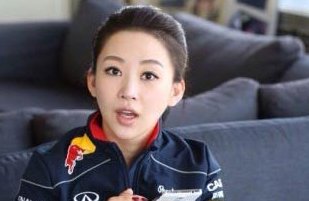 台球顶尖球员,比赛口袋装“计生用品”,如今39岁仍是单身,她是谁?