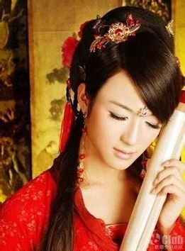 嗜血冷少的枕边玩物的内容介绍