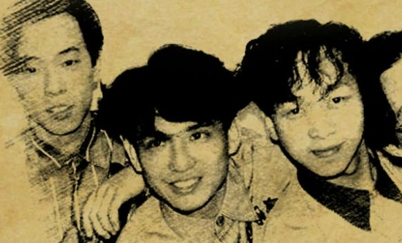 请帮我把《光辉岁月》的歌词粤语谐音一下。