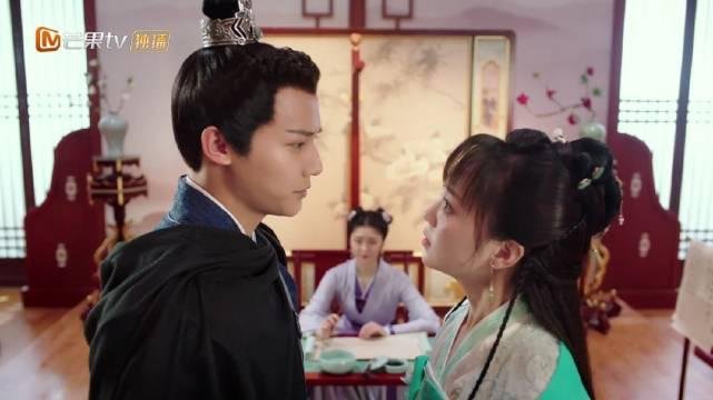 郑业成已婚已育了吗，郑业成胡意旋因戏生情真假？