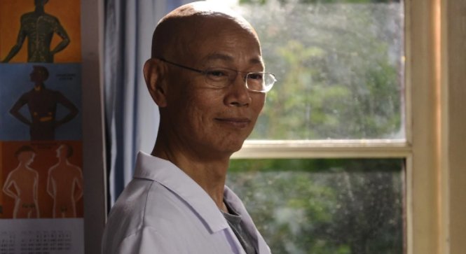 香港演员罗家英死了吗?