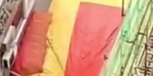 广西一男子一天内多次轻生被救,正在调查中,网友:自杀需要勇气